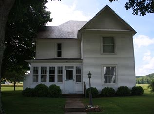 102 Main St., Nellie, OH 43844