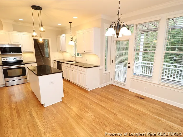 107 Hardaway Ct — Photo 11