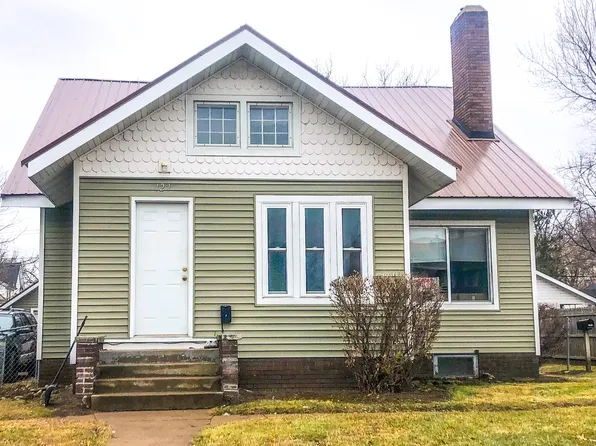 121 Lake St, Eau Claire, WI 54703