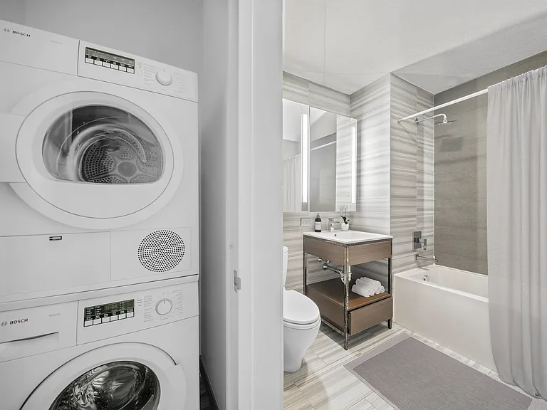 605 W 42nd St #54M — Photo 7
