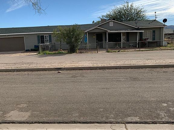 2nd image of 2821 E TAMARISK Avenue