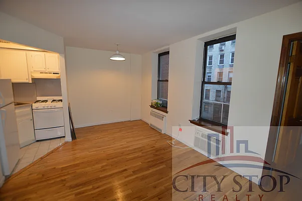Rented by City Stop Realty | media 27