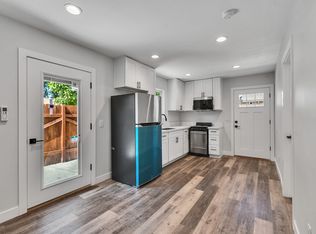 2567 E 2nd St, La Verne, CA 91750