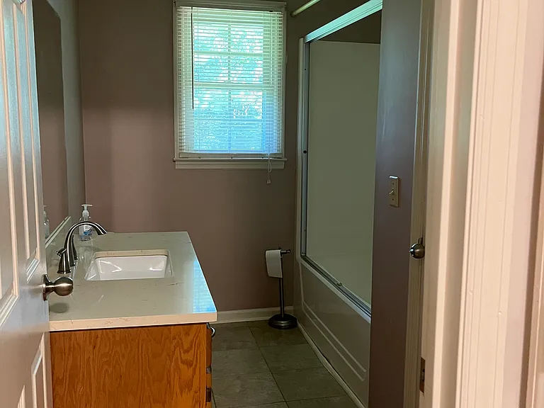 18 Oakdale Dr — Photo 53