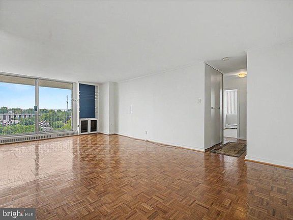 5th image of 1401 Pennsylvania Ave APT 1104