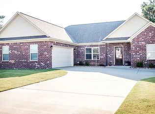 1611 Rhetts Dr, Oxford, MS 38655