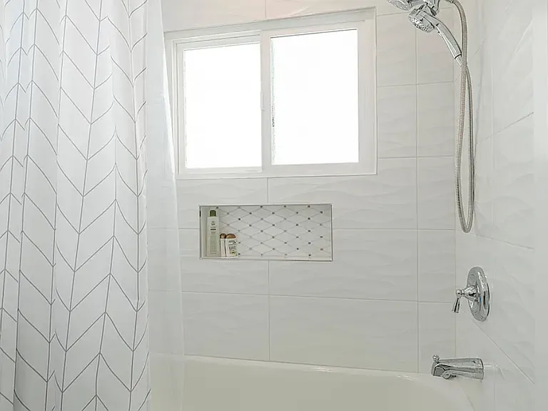 1838 Palm Dr — Photo 14