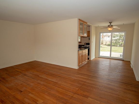 2nd image of 9437 N Margail Ave