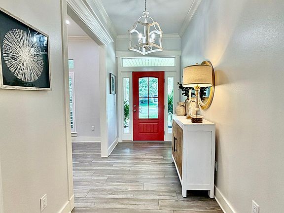 4th image of 22 Mango Ln