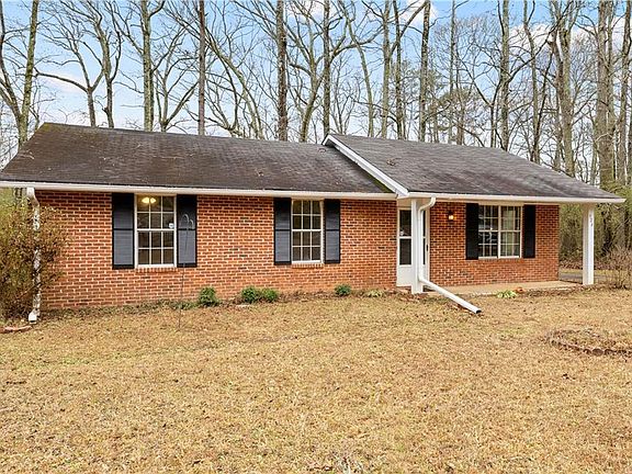 4th image of 924 Polk Rd