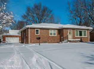 2712 John Patterson Rd, Des Moines, IA 50317