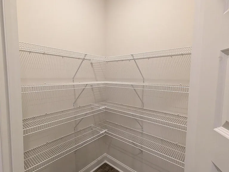 336 Jackson Point Cir — Photo 11