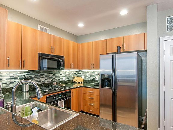 4th image of 550 Park Blvd Unit 2304