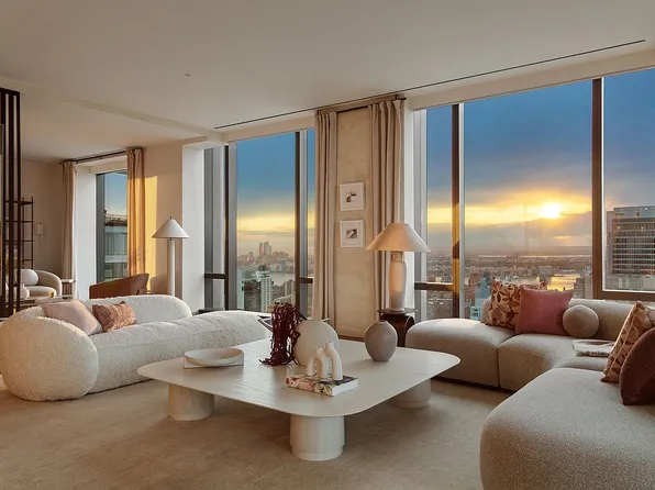 277 5th Ave Unit Penthouse 53, New York, NY 10016