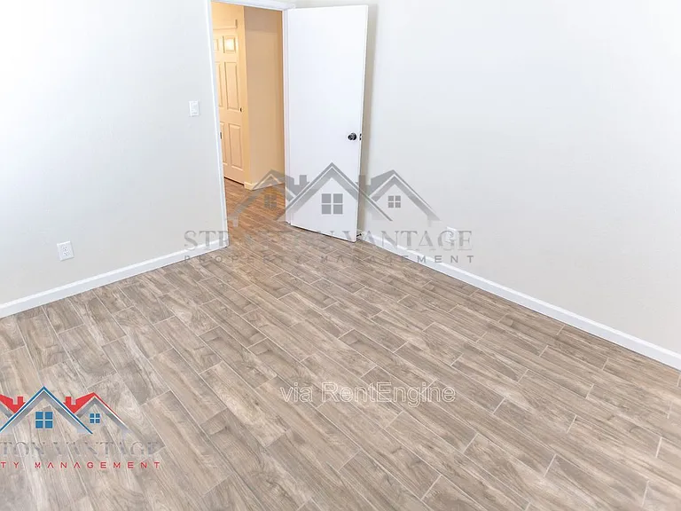 20 S Buena Vista Ave #208 — Photo 21