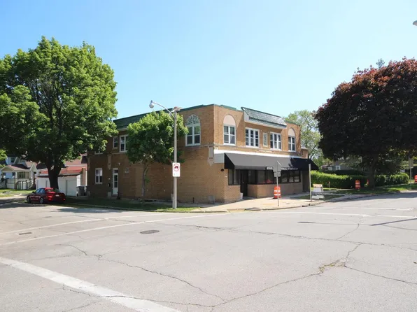 1802 East Howard AVENUE, Milwaukee, WI 53207