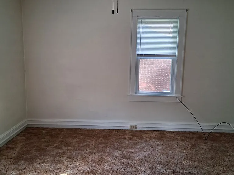 713 Lincoln St — Photo 5