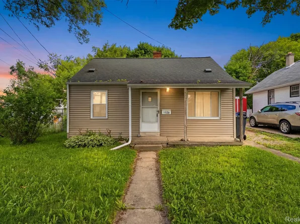 1128 Barrie Ave, Flint, MI 48507