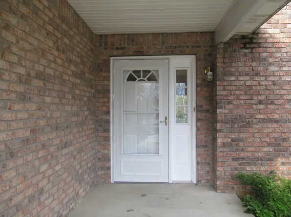 4766 N Briar Gate Dr, Bloomington, IN 47404