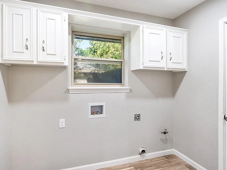 2416 Kimberly Ln — Photo 22