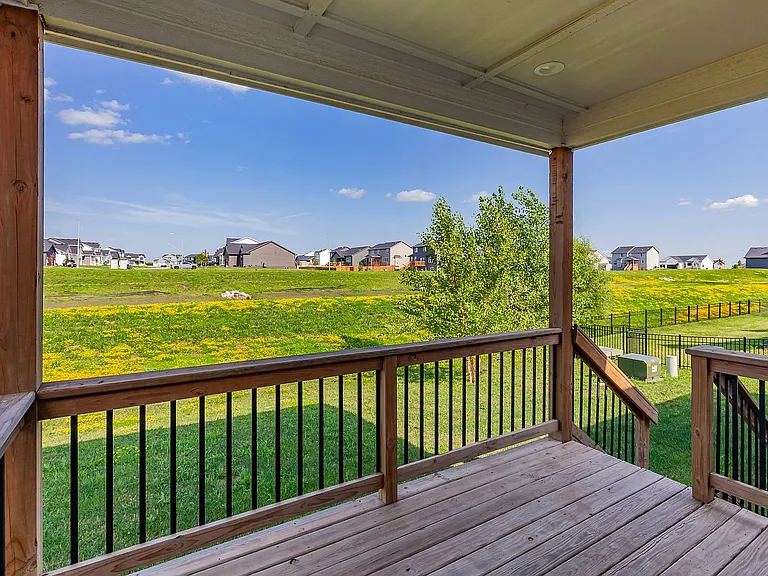 5901 NE Sherman Dr — Photo 27