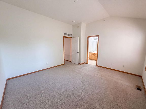 5th image of 7231 Jewel Ln N #702