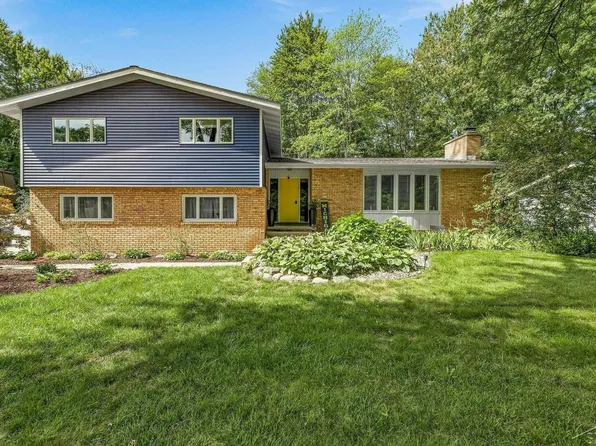 5403 Campau Dr, Midland, MI 48640