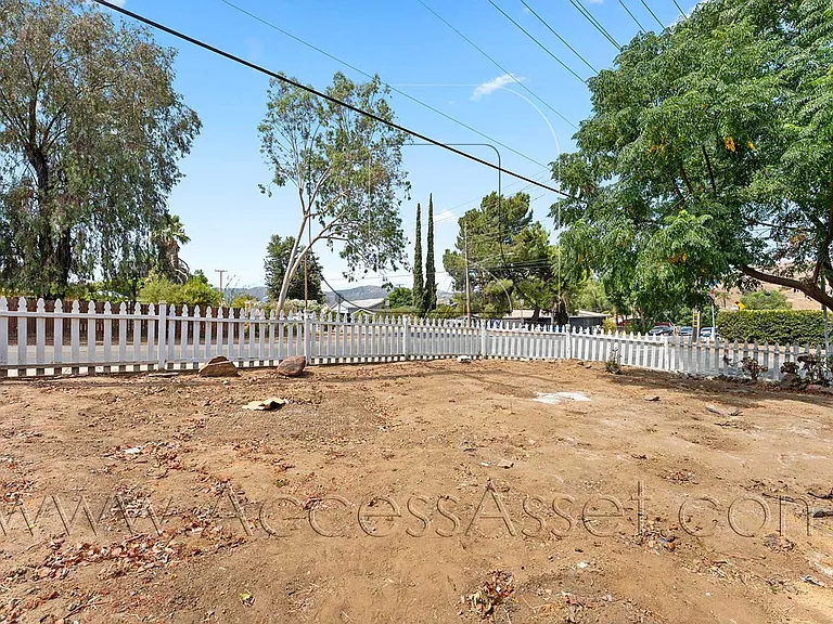 (*) Davis 402 — Photo 19