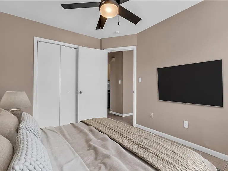 141 Ardmore Dr — Photo 9
