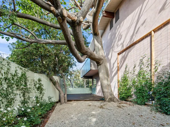 537 N Normandie Ave #3, Los Angeles, CA 90004