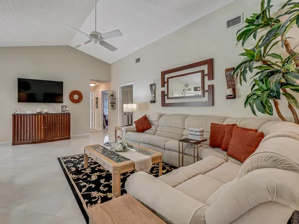 1500 Chapparel Way, Wellington, FL 33414