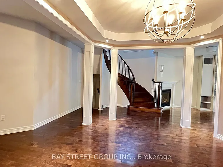 116 Riding Mountain Dr — Photo 14