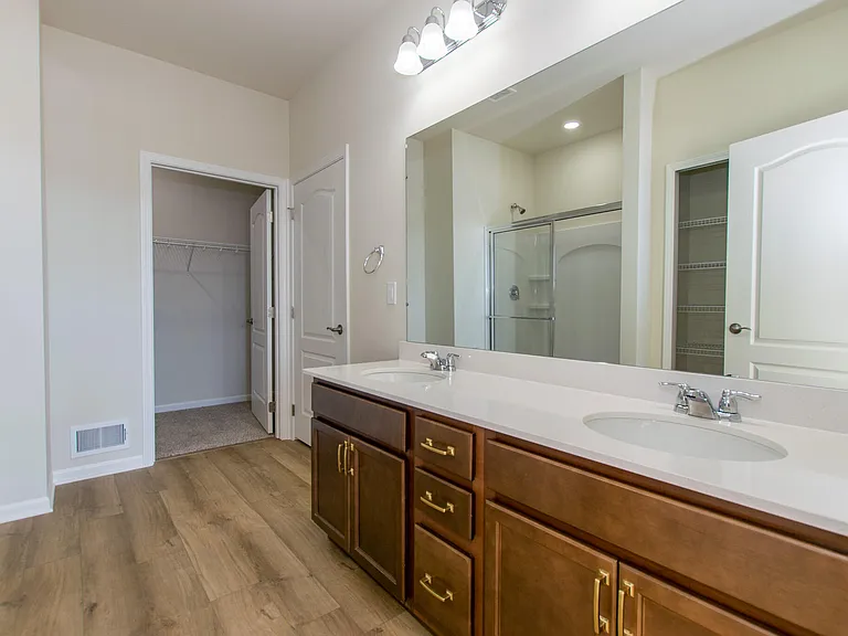 723 W Spaniel Dr — Photo 16