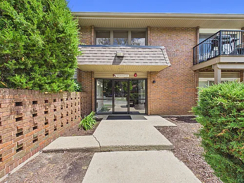 4525 Blackhawk Ln #202 Photo 1