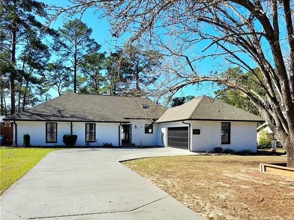 1611 Moss Creek Rd, Waycross, GA 31501
