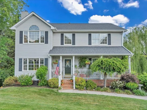 146 Downing St, Roanoke, VA 24019