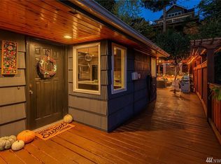 2528 12th Ave W, Seattle, WA 98119