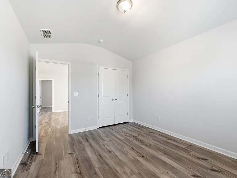 303 Eleanora Xing — Photo 46