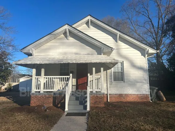 1304 Bogart St, Greensboro, NC 27405