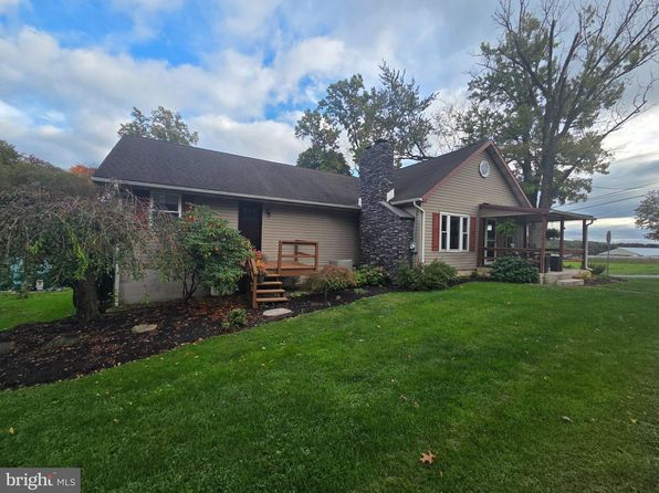 2260 S Galen Hall Rd
