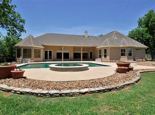 5419 E River Dr, Richmond, TX 77406