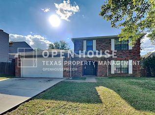 6006 Rocky Point Dr, Arlington, TX 76018