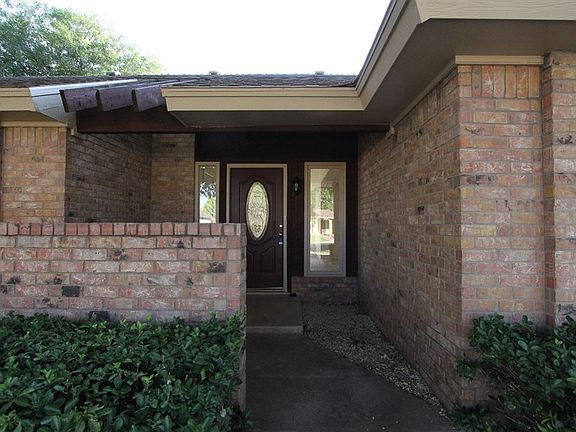 2nd image of 7811 Zoar Ave