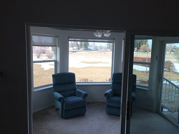 4th image of 602 Rock Dr