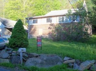 116 Bearfort Rd, West Milford, NJ 07480