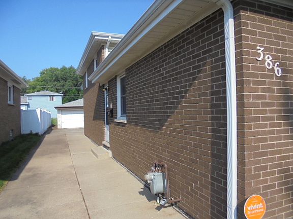 2nd image of 386 Buffalo Ave
