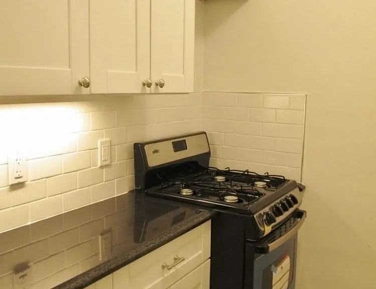 330 E 58th St #5A — Photo 3