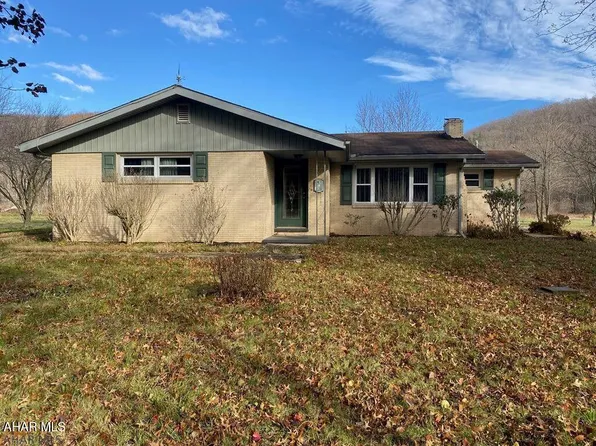 120 New Hampshire Rd, Imler, PA 16655