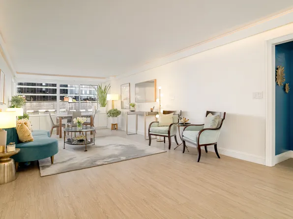 530 East 72nd Street 7C image 2 of 16