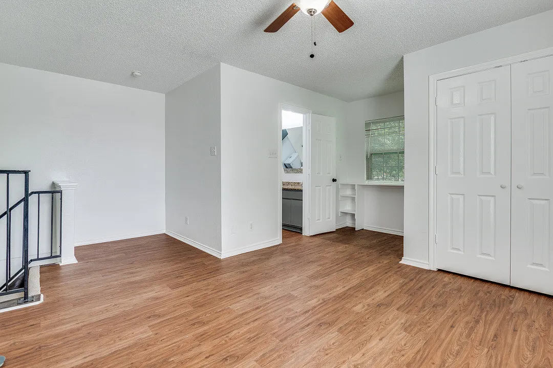 809 East Pioneer Drive - 1 — Photo 3